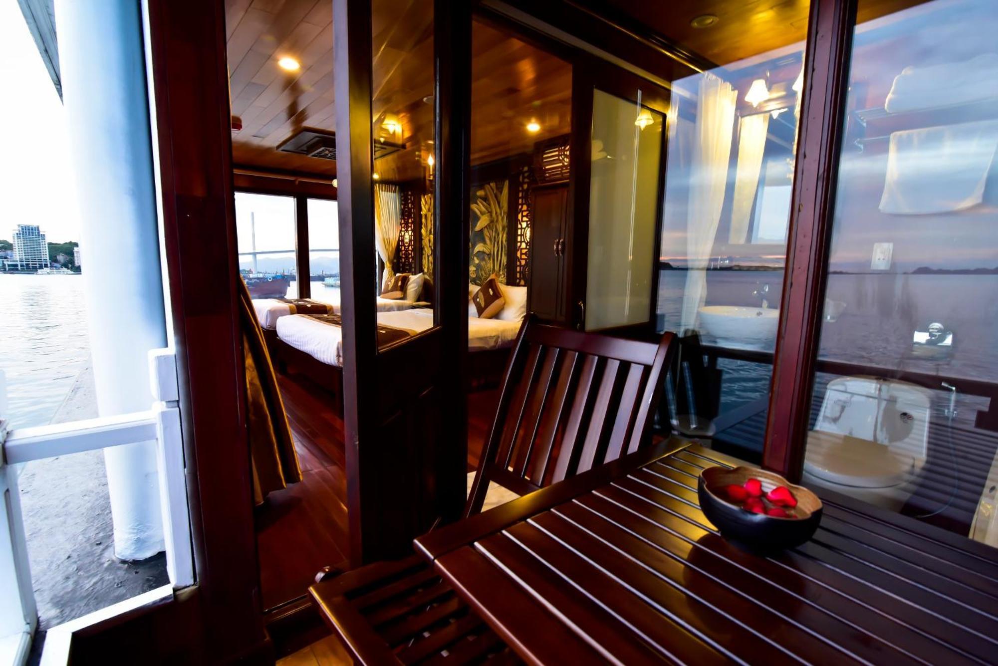 Renea Cruises Halong Hotel Ha Long Exterior foto